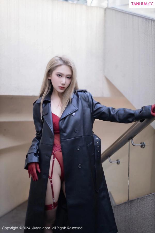   [XiuRen]高清写真图 2024.02.21 No.8124 沈青黛 黑丝美臀第2张图片